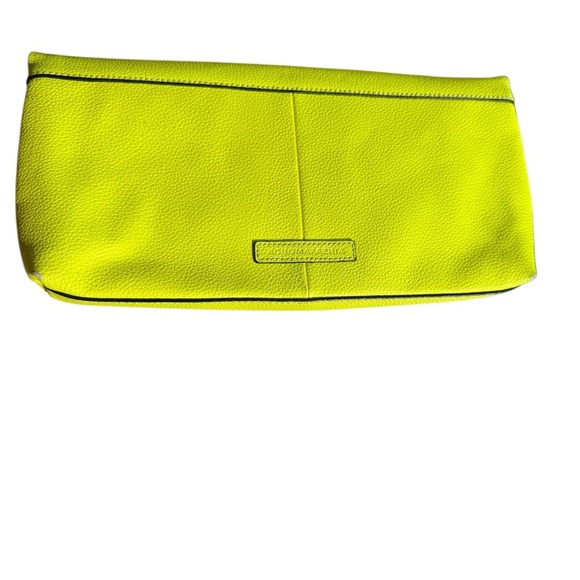 BCBGMaxAzria Bold Yellow Wristlet neon in Great condition minor marks see pics - Picture 2 of 16